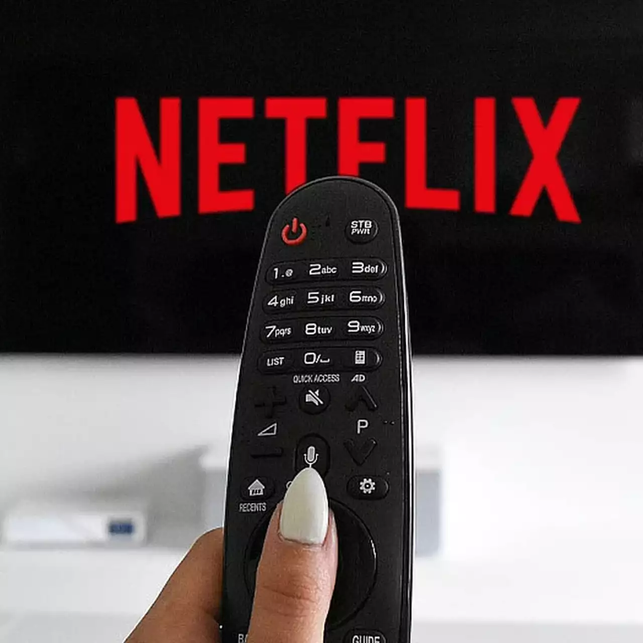 Netflix заставят транслировать 20 российских телеканалов Netflix заставят транслировать 20 российских телеканалов