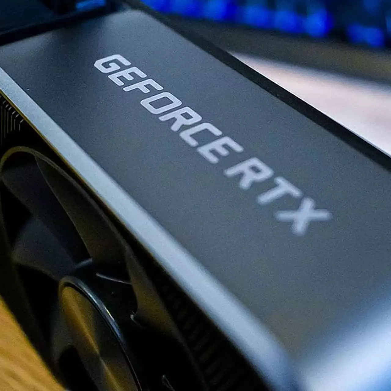 NVIDIA представила бюджетную видеокарту с трассировкой лучей NVIDIA представила бюджетную видеокарту с трассировкой лучей
