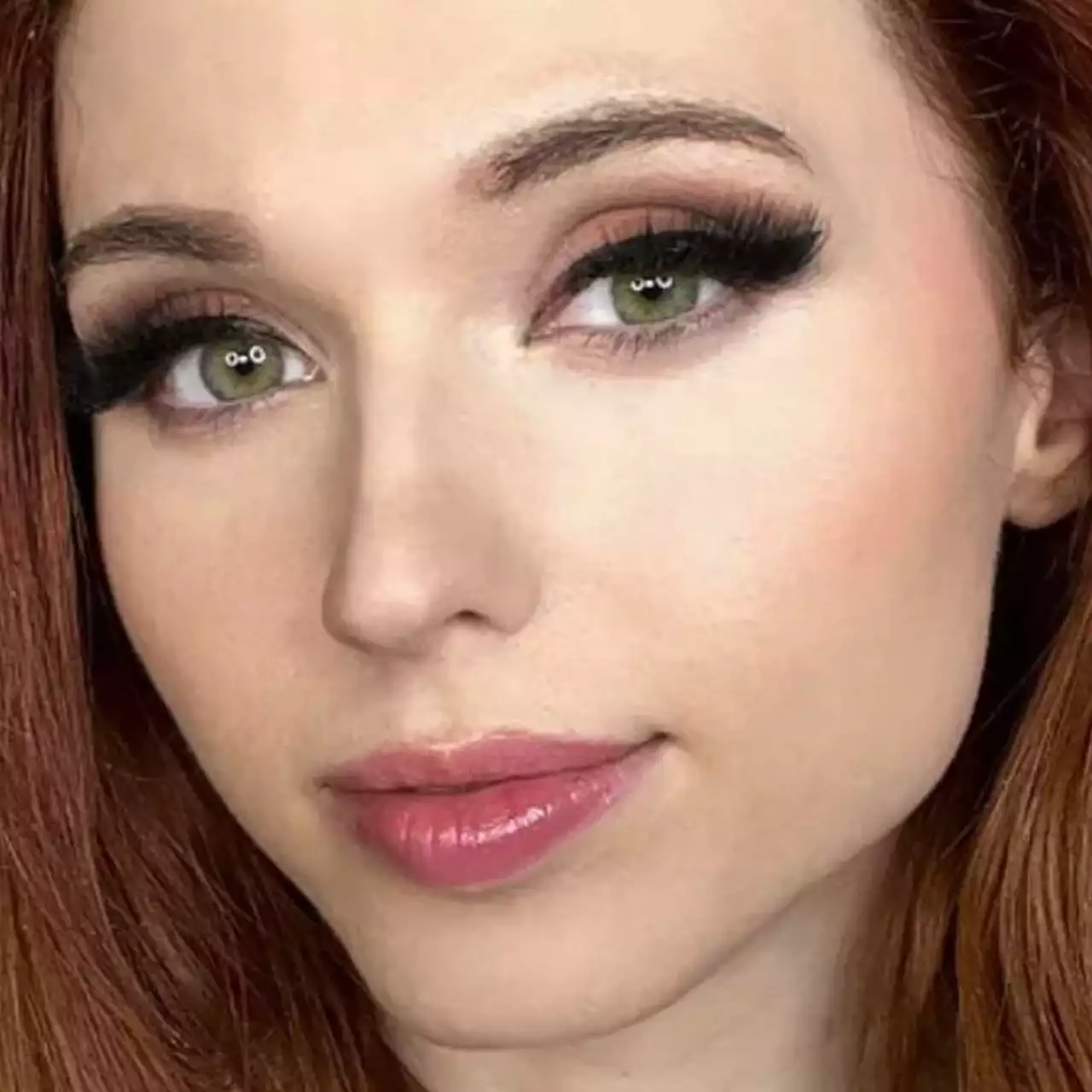 Стримерша Amouranth выпустила свой первый музыкальный трек Стримерша Amouranth выпустила свой первый музыкальный трек