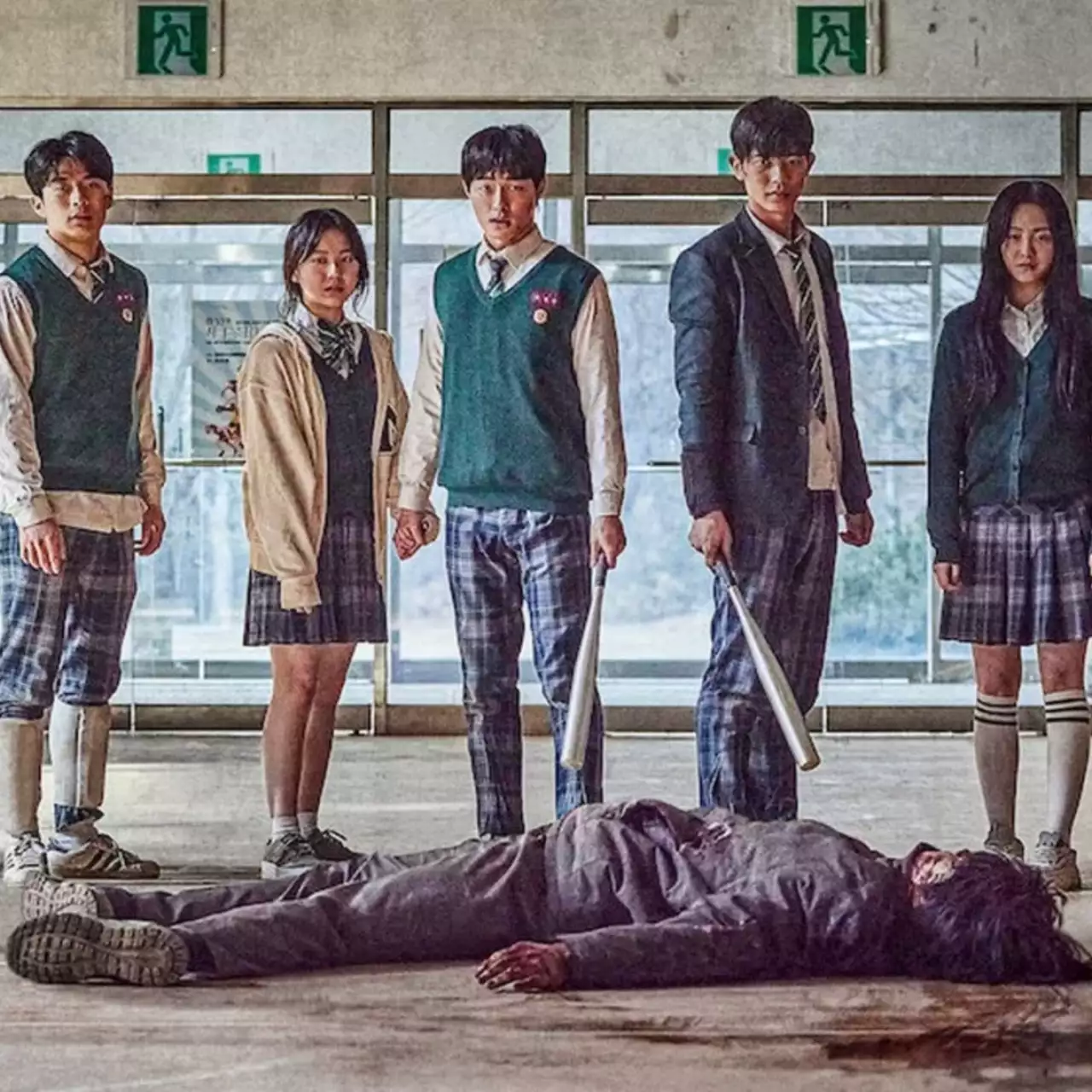 Обзор сериала «Мы все мертвы». Неужели новый корейский суперхит, который превзойдёт «Игру в кальмара»? Обзор сериала «Мы все мертвы». Неужели новый корейский суперхит, который превзойдёт «Игру в кальмара»?