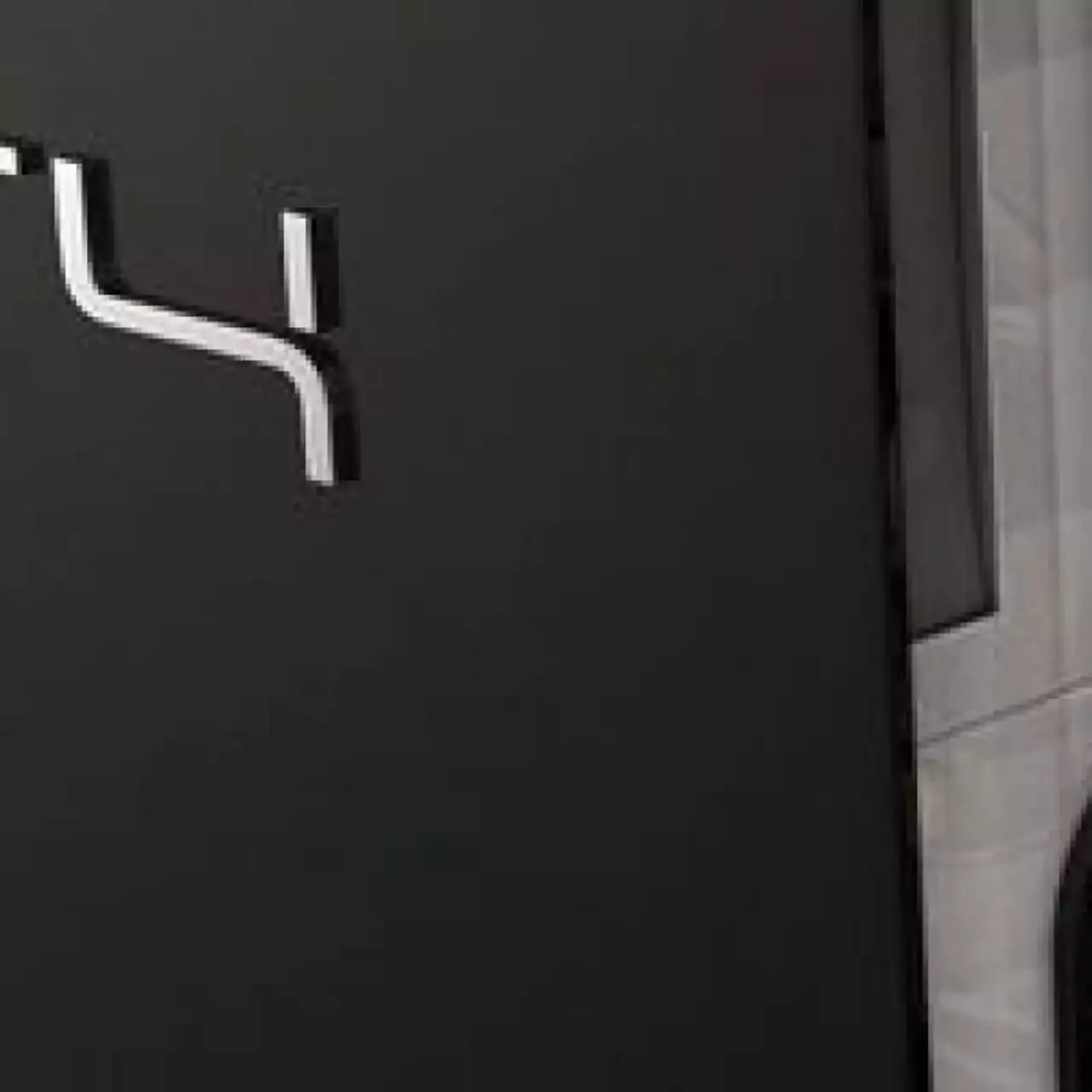 Аналитик Колин Себастьян рассказал, чего следует ожидать от PS4 и Xbox 720