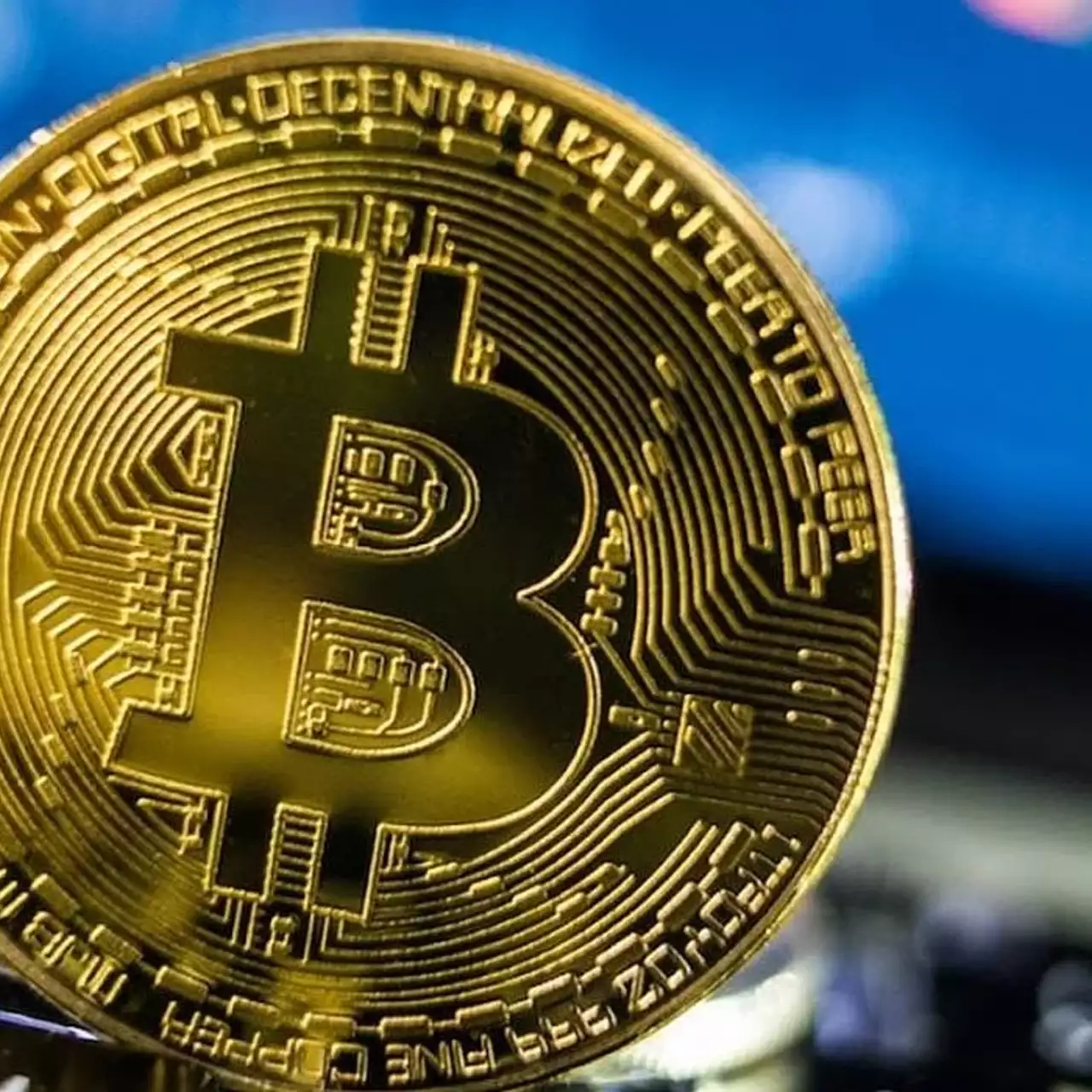 Россиян хотят тестировать перед покупкой криптовалюты