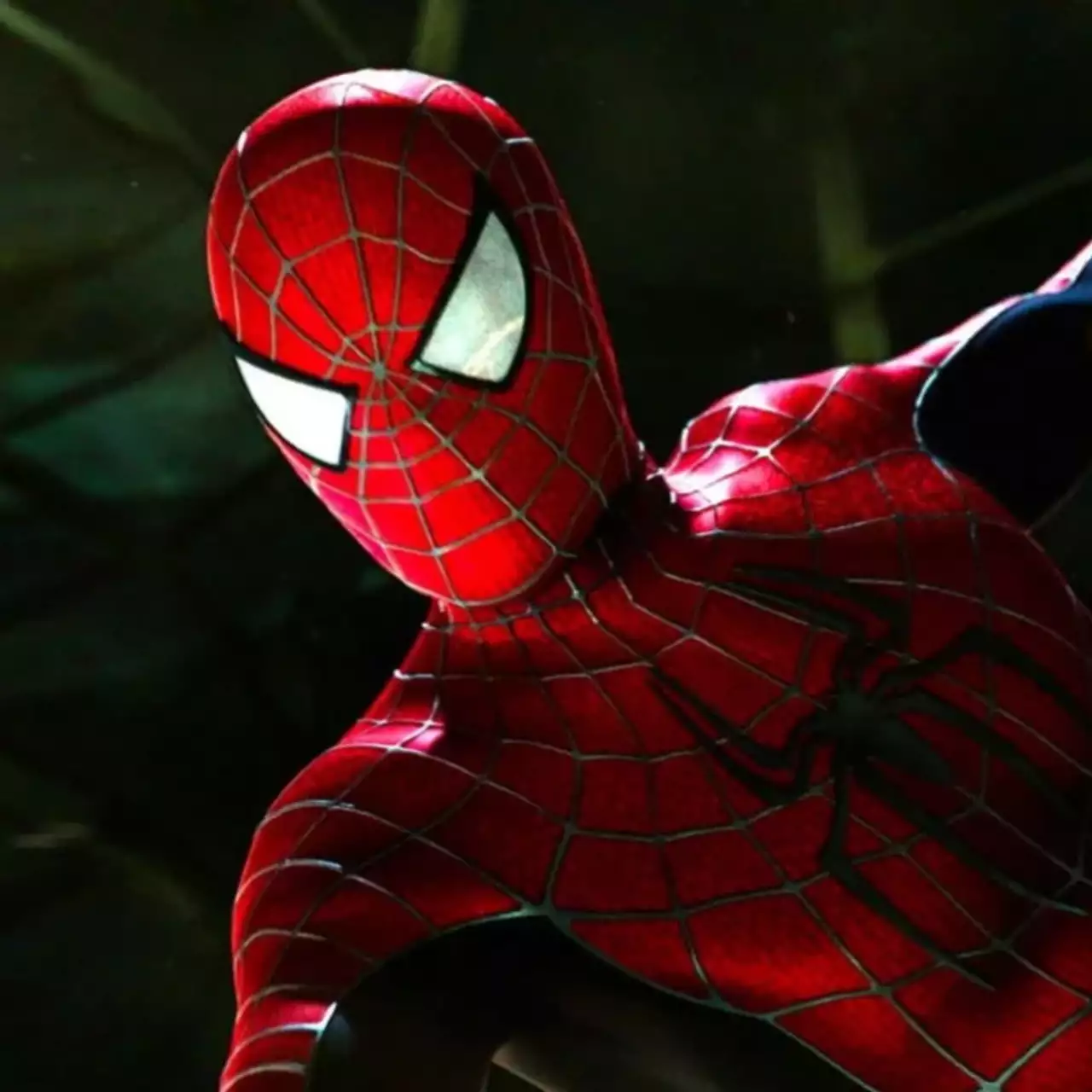Sony показала первый официальный постер с Человеком-пауком Тоби Магуайра Sony показала первый официальный постер с Человеком-пауком Тоби Магуайра