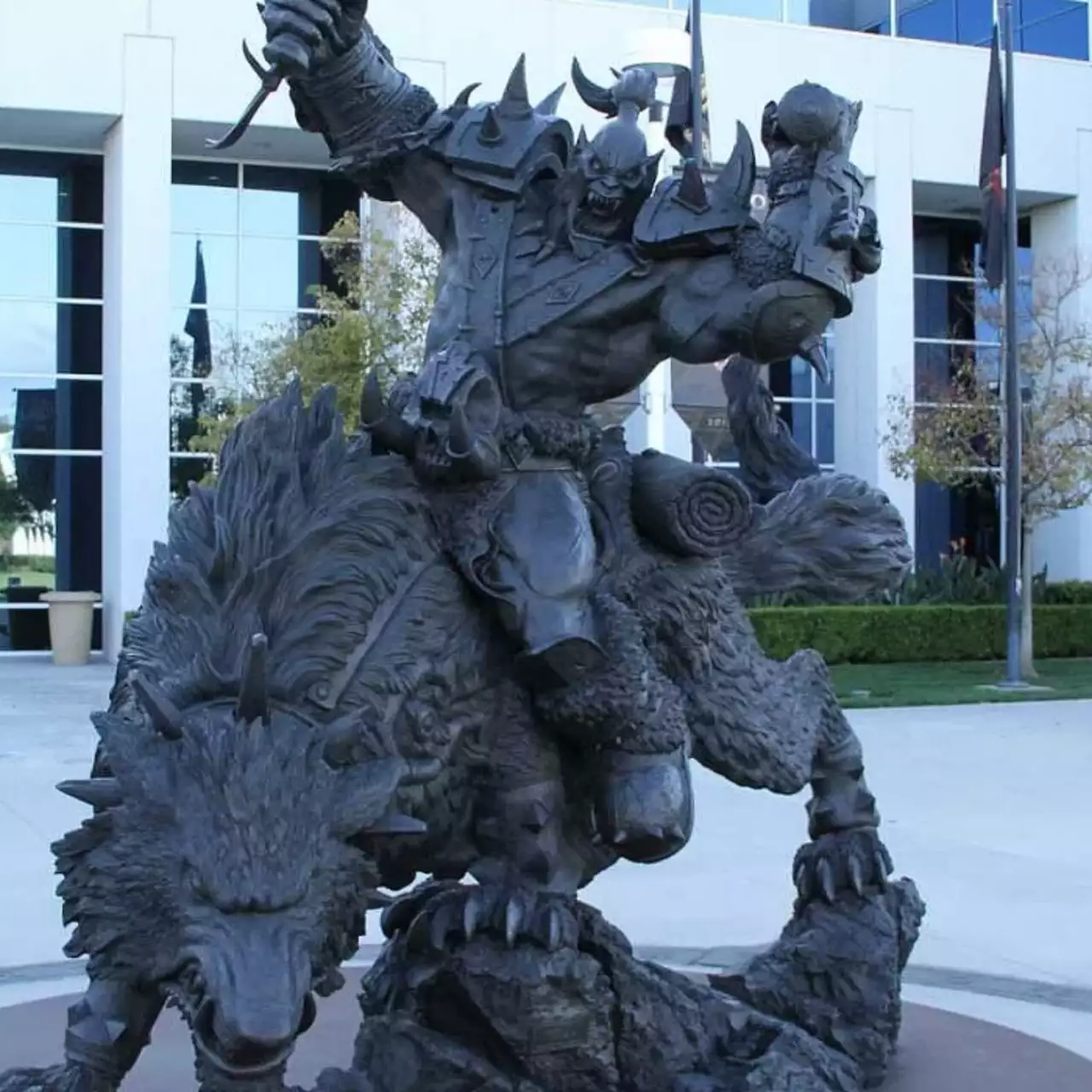 Activision Blizzard снова обвиняют в сексуальных домогательствах Activision Blizzard снова обвиняют в сексуальных домогательствах