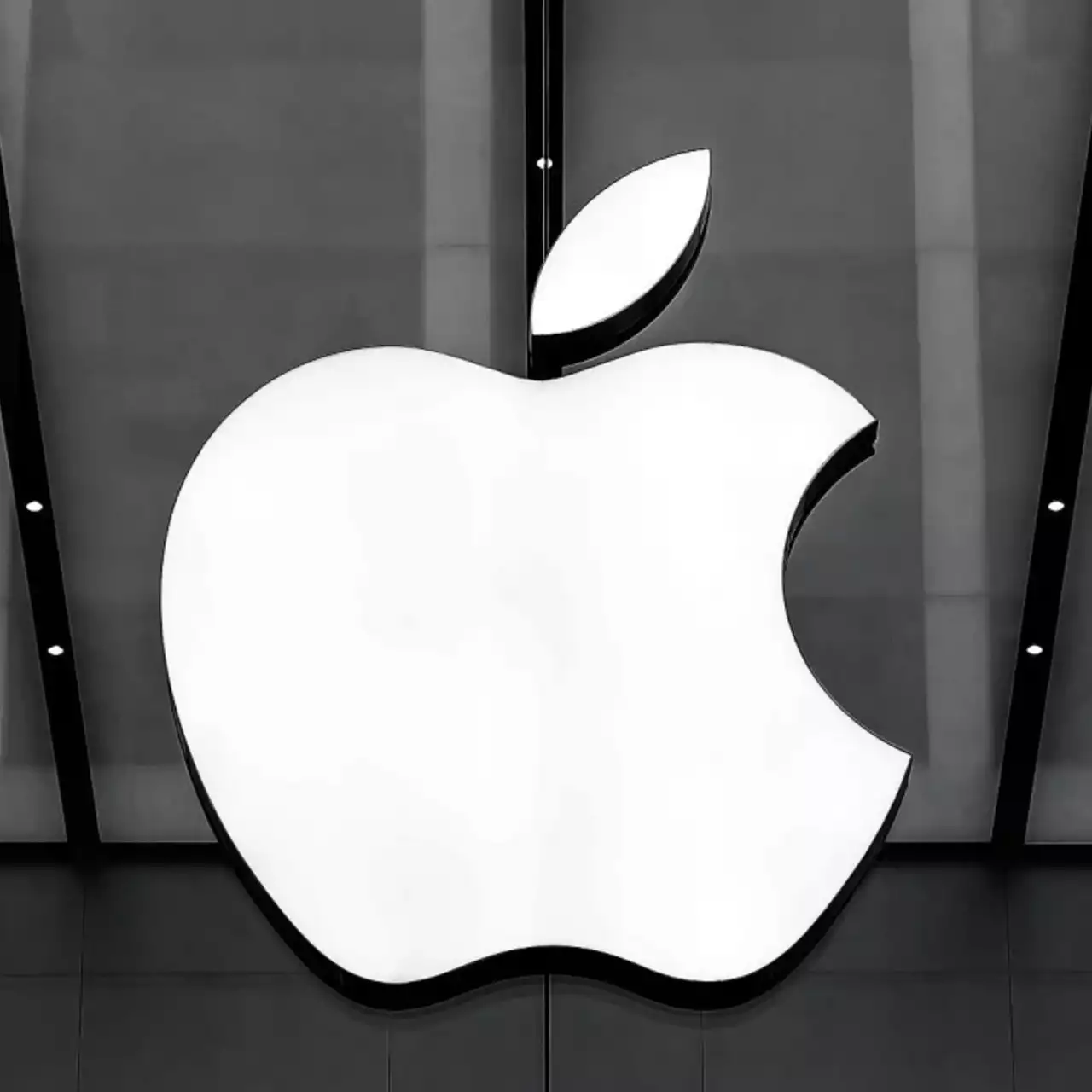 Apple может запустить подписки на iPhone, Mac и iPad. Эксперт рассказал, почему это выгодно компании