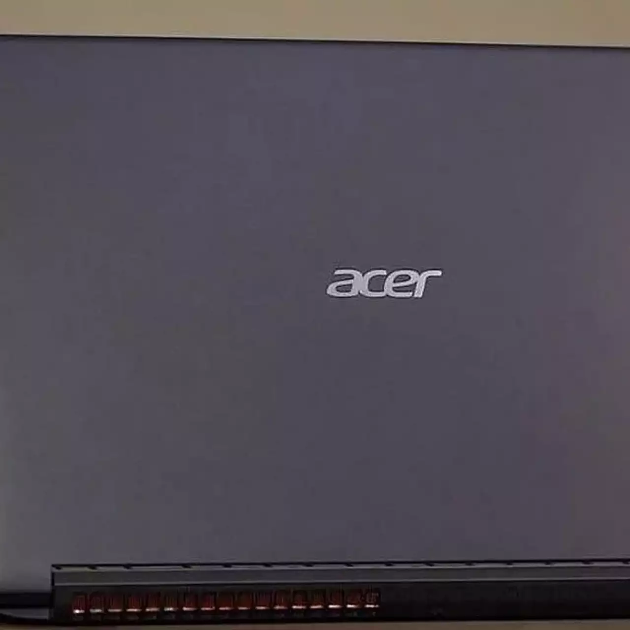 Acer тоже приостанавливает работу в России Acer тоже приостанавливает работу в России