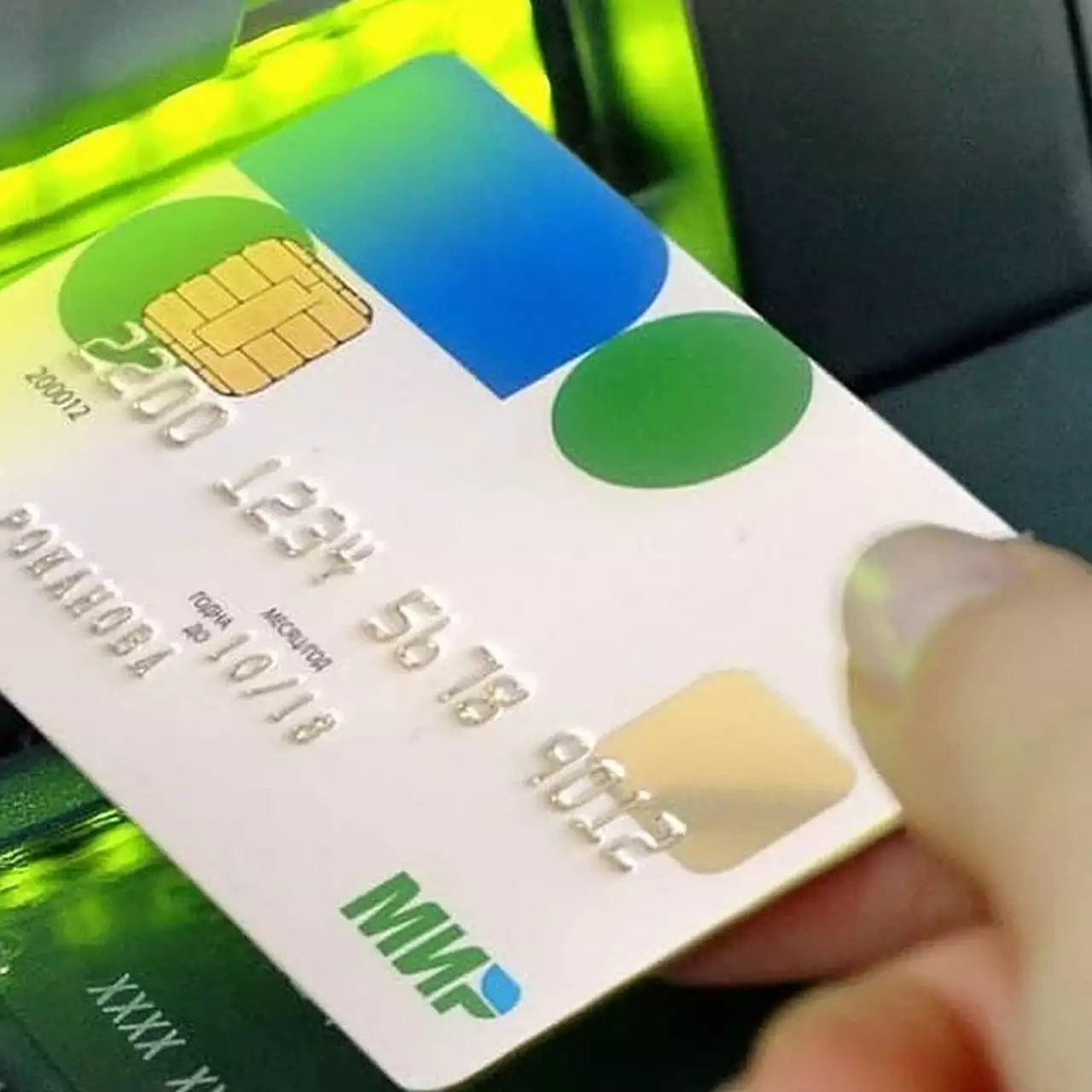 Найден новый метод оплаты с карт «Мир» на iPhone