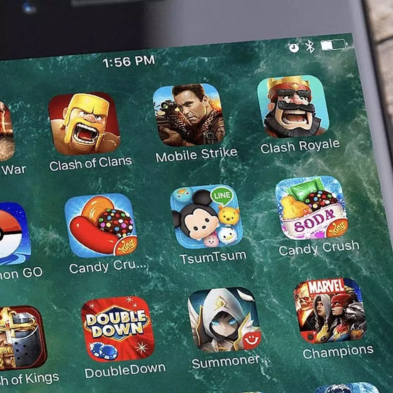 В России представили свой аналог Google Play. Но эксперты выяснили неприятный момент В России представили свой аналог Google Play. Но эксперты выяснили неприятный момент