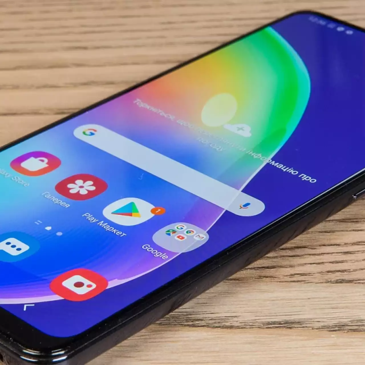 Инженер рассказал, как встроил порт от iPhone в Samsung Galaxy A51, и зачем это сделал Инженер рассказал, как встроил порт от iPhone в Samsung Galaxy A51, и зачем это сделал