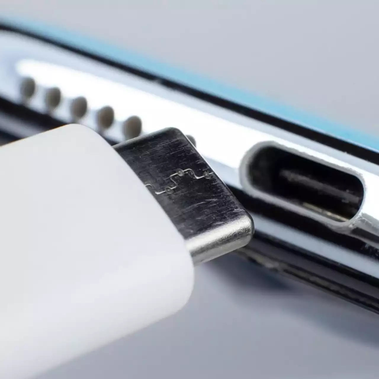 СМИ: Apple тестирует USB-C для iPhone