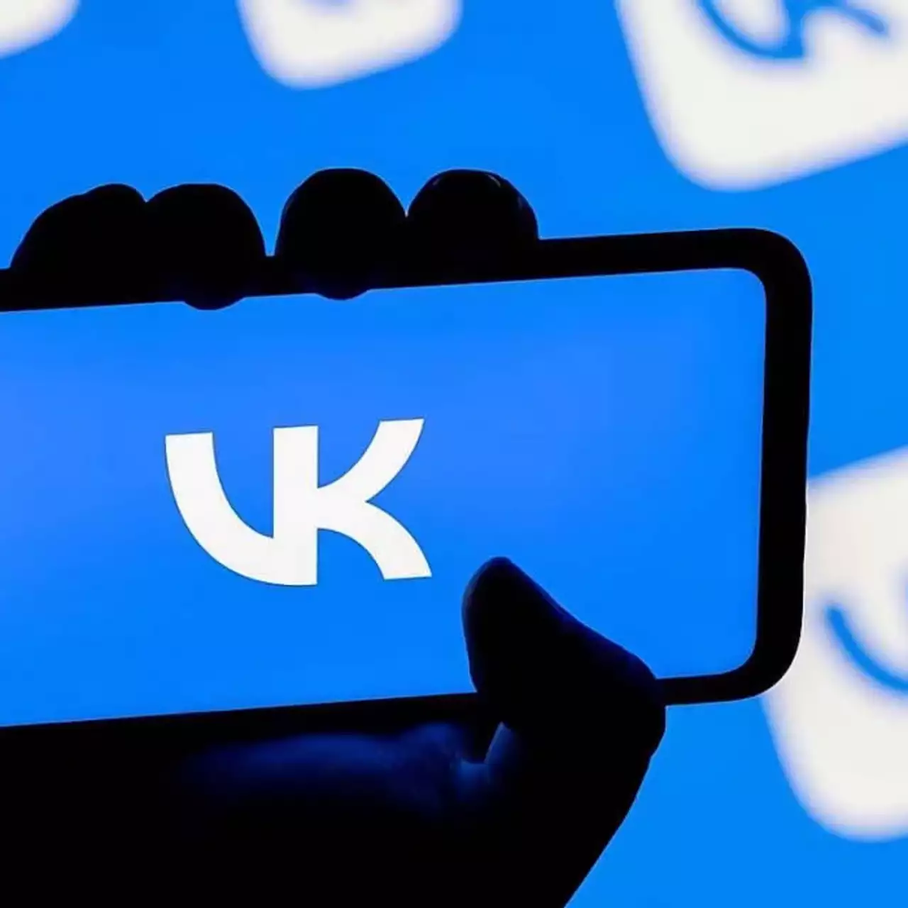 Магазин приложений RuStore планируют сделать обязательным на российских Android-смартфонах Магазин приложений RuStore планируют сделать обязательным на российских Android-смартфонах