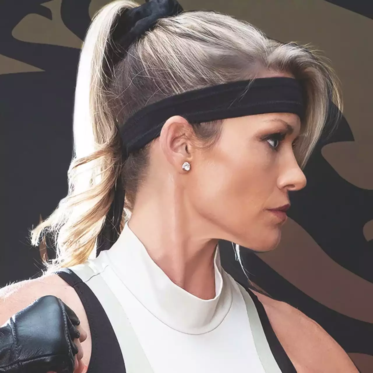 Соня Блейд из 90-х раскритиковала измененную внешность своей героини в Mortal Kombat 11. Она хочет вернуть ей сексуальность Соня Блейд из 90-х раскритиковала измененную внешность своей героини в Mortal Kombat 11. Она хочет вернуть ей сексуальность