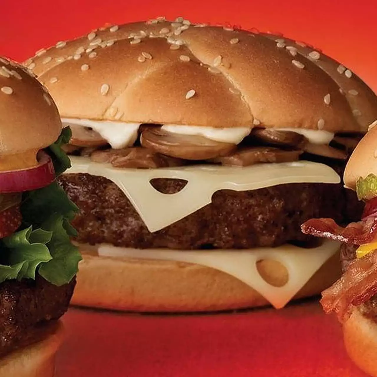 Фирменное мобильное приложение McDonald's для iOS теперь называется «Мой бургер» — но лишь в России и временно Фирменное мобильное приложение McDonald's для iOS теперь называется «Мой бургер» — но лишь в России и временно