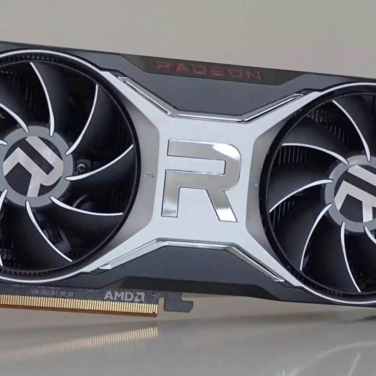 Видеокарты Radeon 6700 не существует — AMD исправила ошибку Sapphire Видеокарты Radeon 6700 не существует — AMD исправила ошибку Sapphire