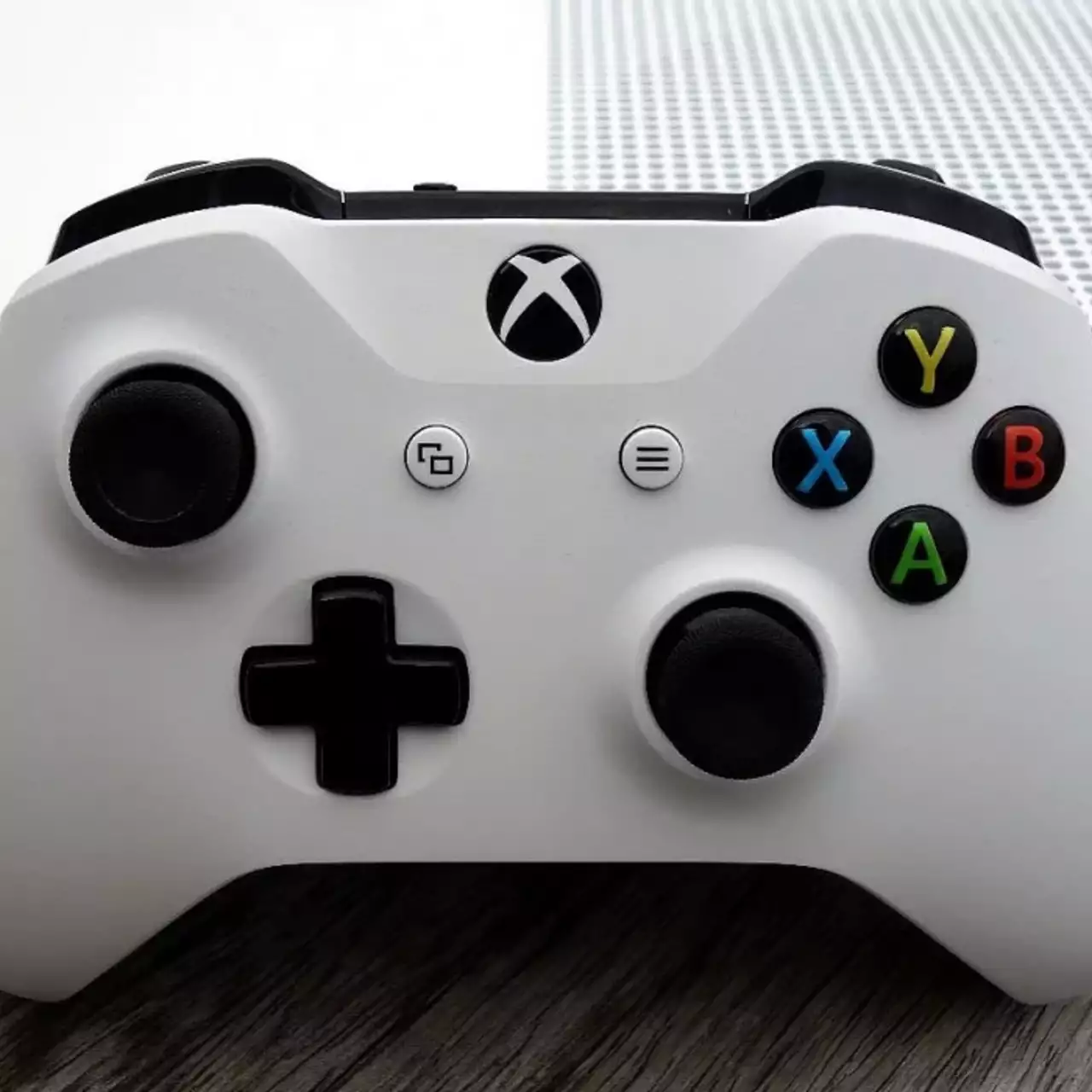 Microsoft тестирует технологию масштабирования FSR 2.0, которая улучшит картинку даже на Xbox One