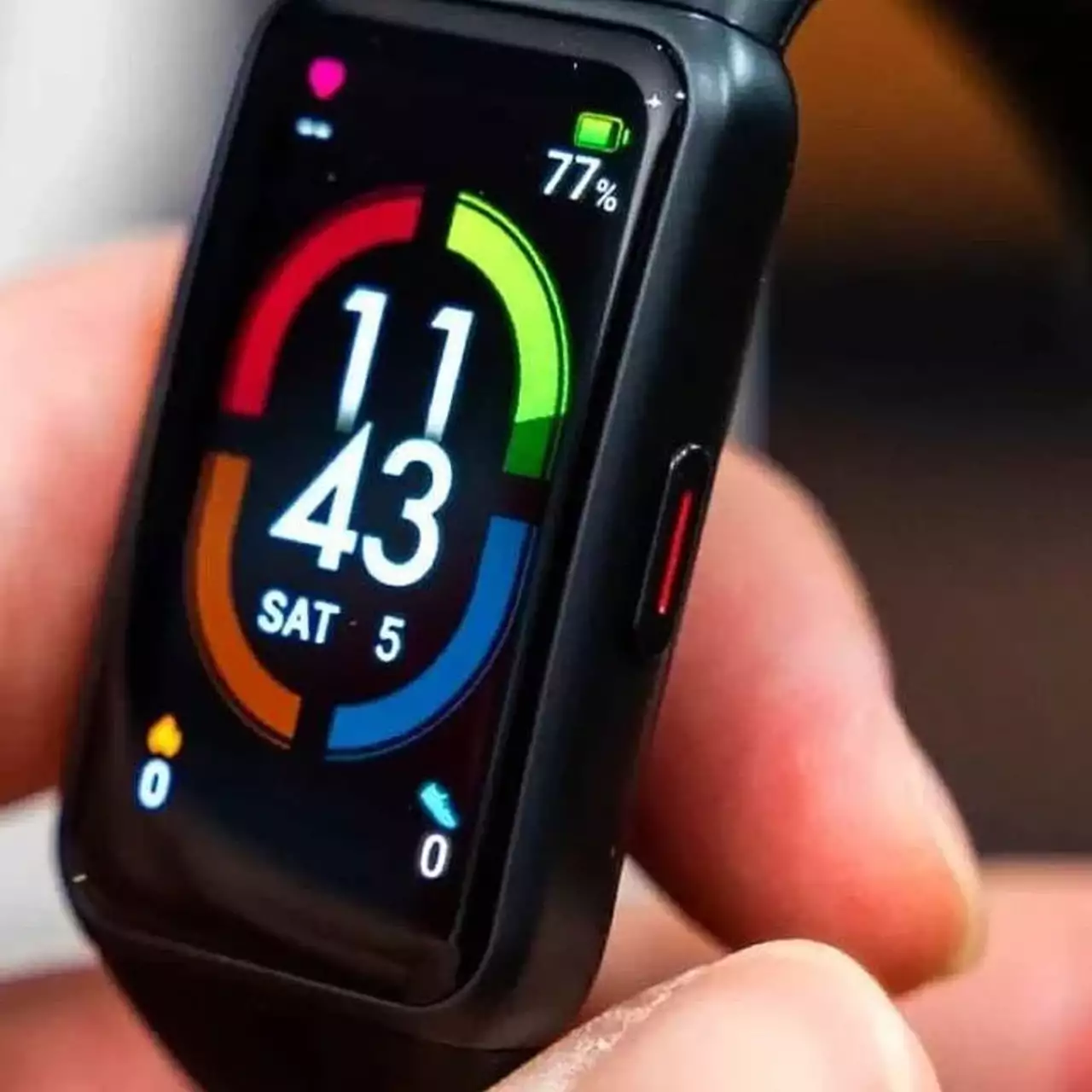 Представлен фитнес-треккер Xiaomi Band 7 Pro, который похож на умные часы Представлен фитнес-треккер Xiaomi Band 7 Pro, который похож на умные часы