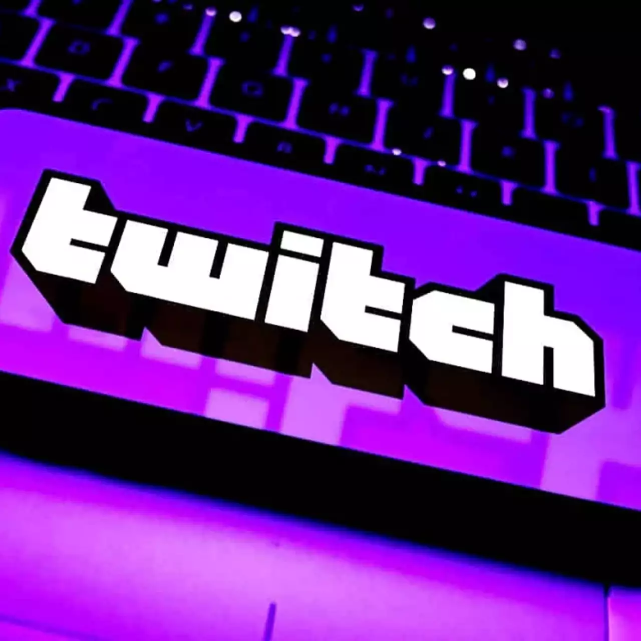 Twitch обвинили в притеснении российских стримеров Twitch обвинили в притеснении российских стримеров