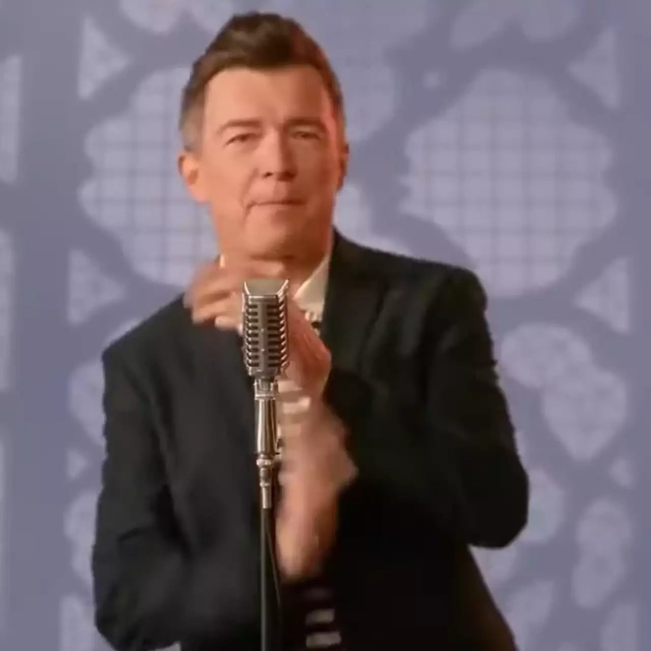 «Этот мем будет жить вечно»: Рик Эстли спел в новом клипе Never Gonna Give You Up спустя 35 лет «Этот мем будет жить вечно»: Рик Эстли спел в новом клипе Never Gonna Give You Up спустя 35 лет