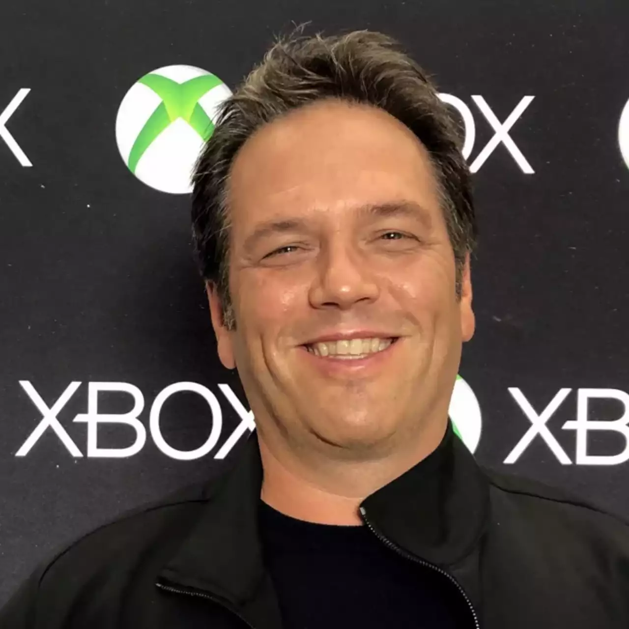 Фил Спенсер: Microsoft продолжит скупать студии и после сделки с Activision Blizzard Фил Спенсер: Microsoft продолжит скупать студии и после сделки с Activision Blizzard