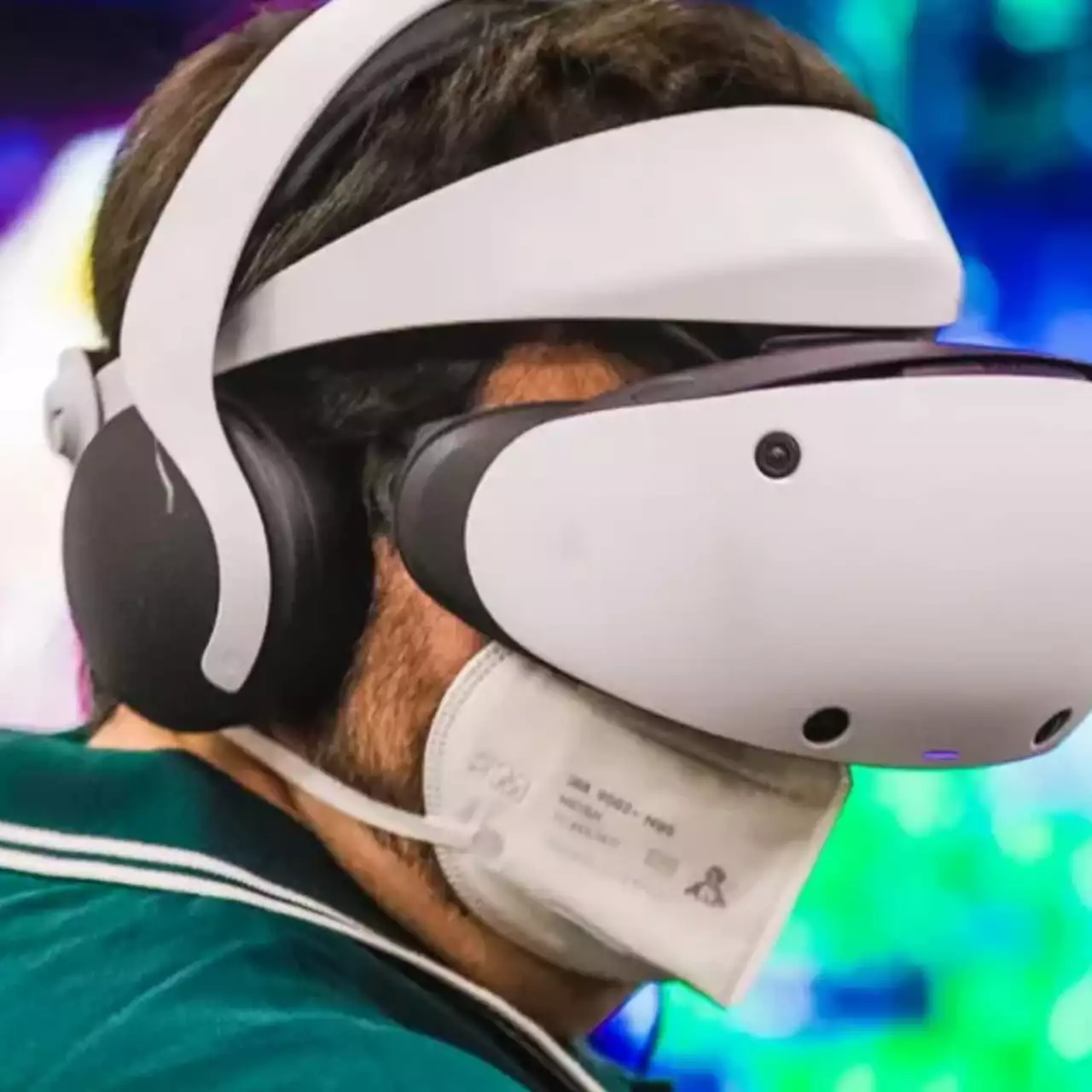 В сети появились фото руководства к шлему PlayStation VR2 В сети появились фото руководства к шлему PlayStation VR2