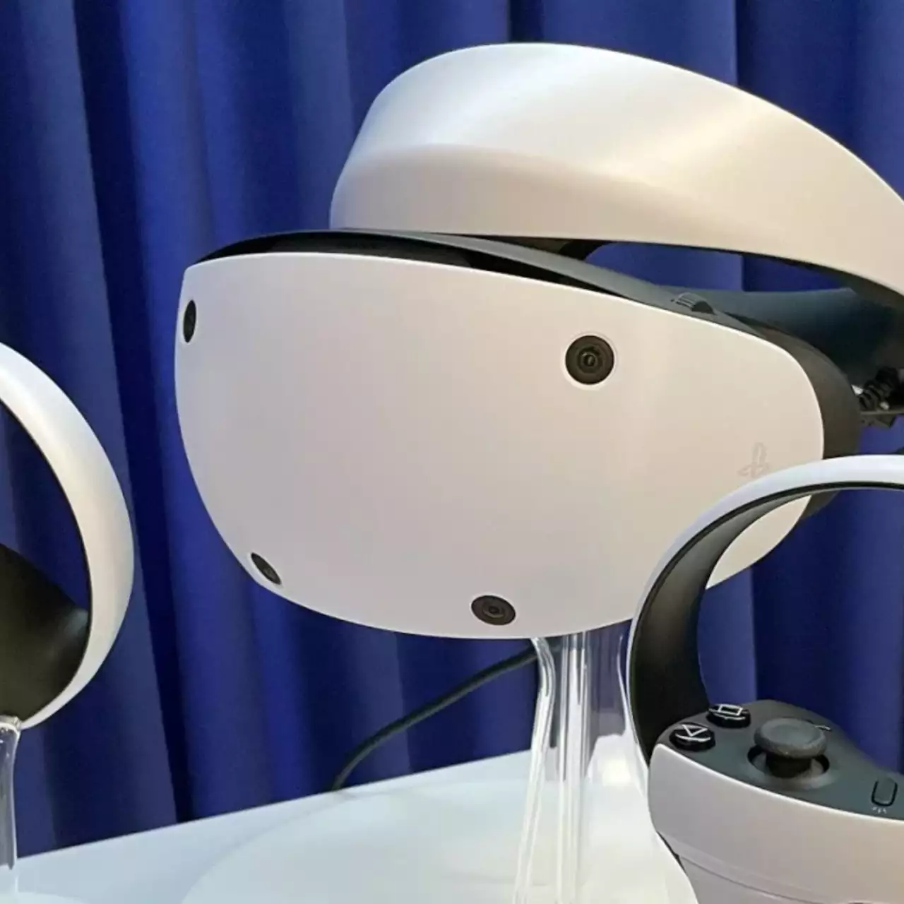 Sony объявила цену и дату выхода PS VR2. Гарнитура стоит дороже PlayStation 5 Sony объявила цену и дату выхода PS VR2. Гарнитура стоит дороже PlayStation 5