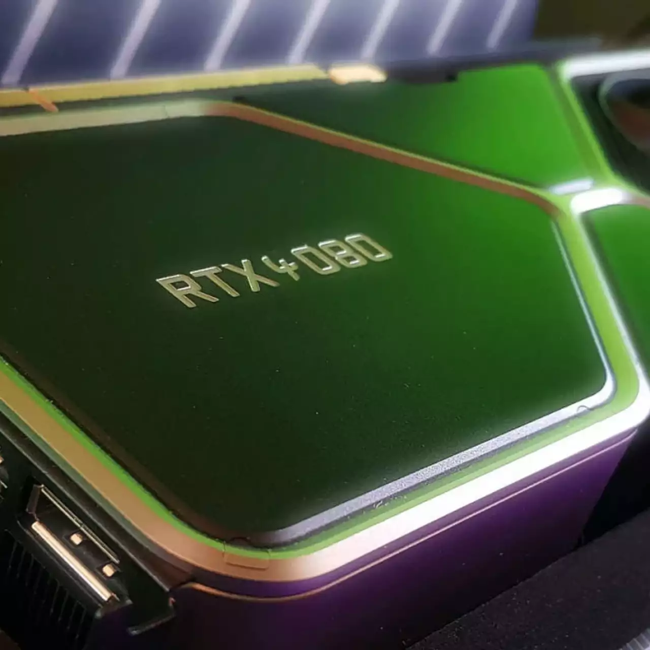 В DNS скоро начнётся продажа видеокарт RTX 4080