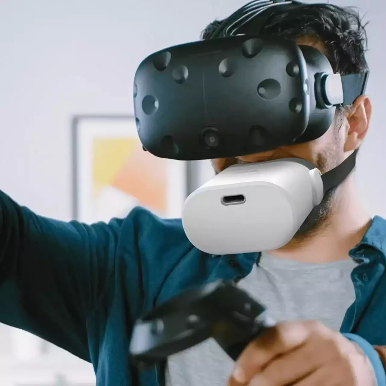 На CES 2023 показали микрофон, похожий на намордник