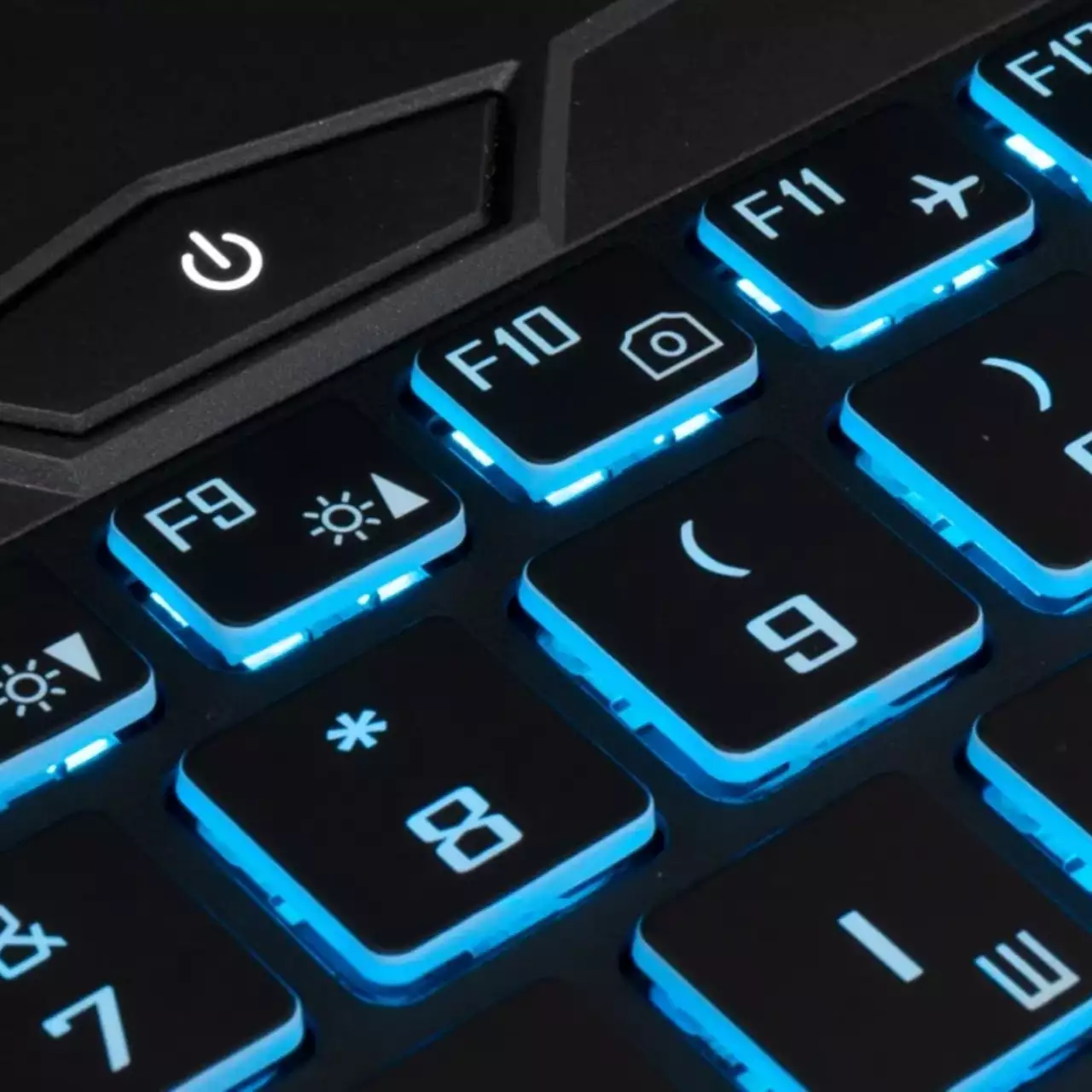 RTX 3070 и экран на 144 Гц: в России начались продажи геймерских ноутбуков HIPER GAMING RTX 3070 и экран на 144 Гц: в России начались продажи геймерских ноутбуков HIPER GAMING