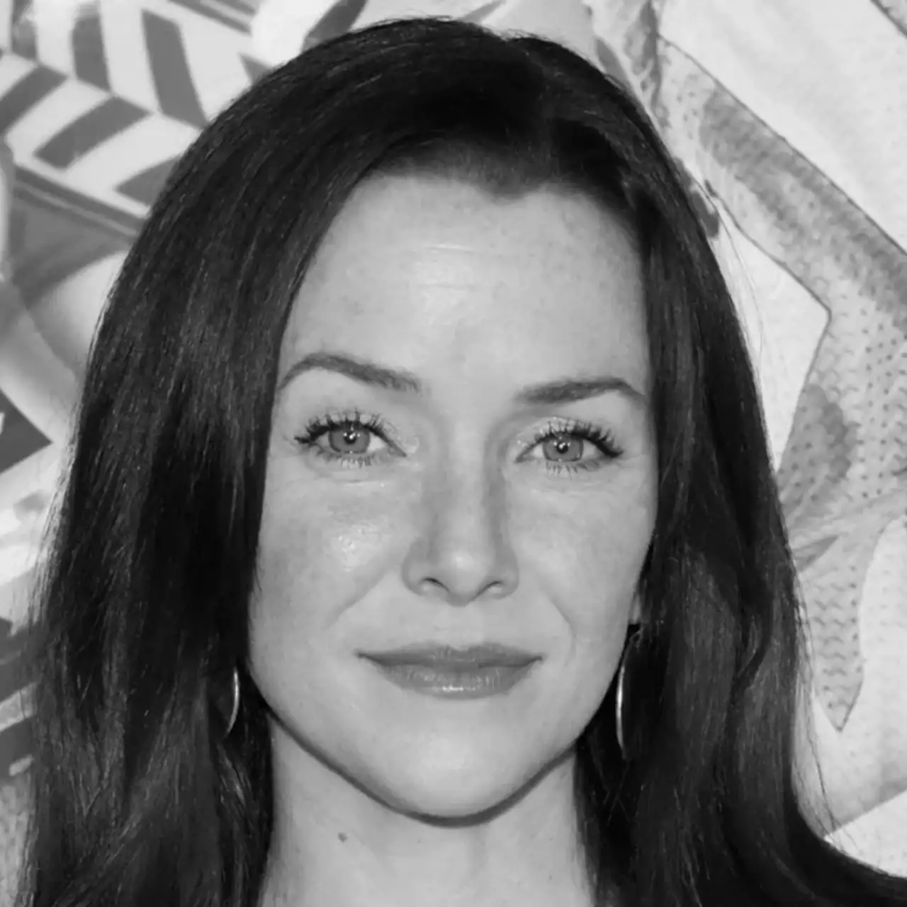 Умерла актриса Энни Вершинг, сыгравшая Тесс в The Last of Us Умерла актриса Энни Вершинг, сыгравшая Тесс в The Last of Us