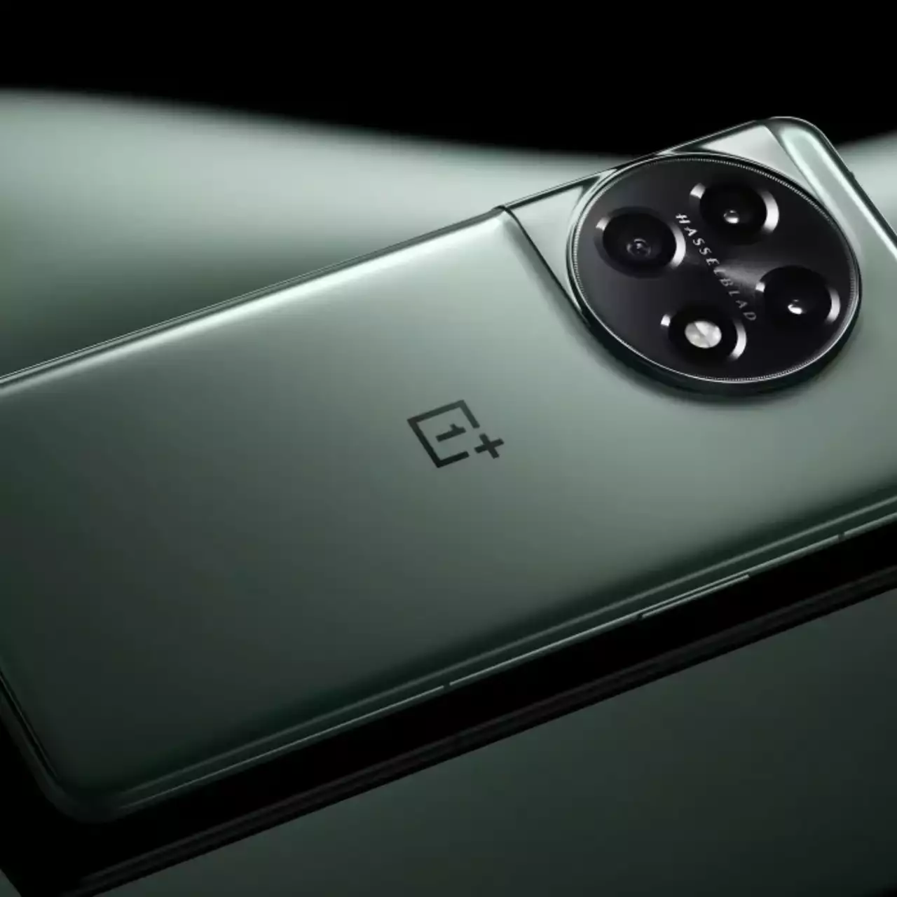 Смартфоны OnePlus 11 из Китая блокируются в России и других странах Смартфоны OnePlus 11 из Китая блокируются в России и других странах