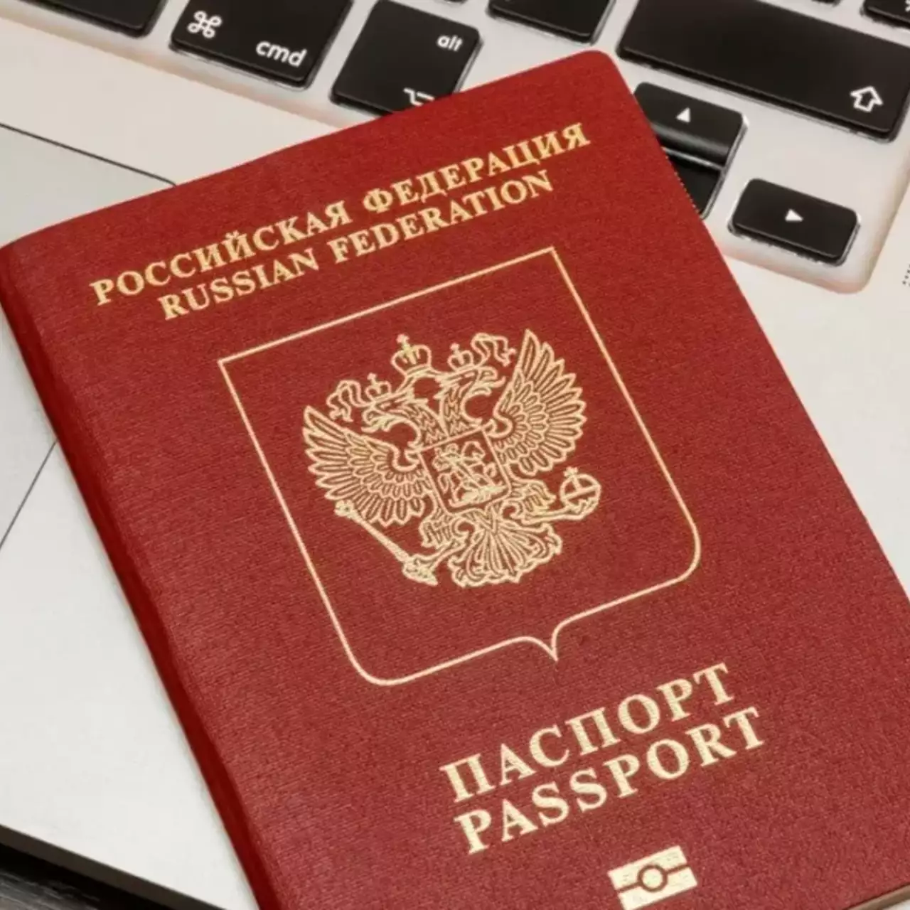 В Госдуме предложили запретить иностранную почту для регистрации на российских сайтах В Госдуме предложили запретить иностранную почту для регистрации на российских сайтах